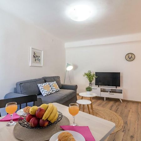 Central New Apartment Nonna Mara Rovinj Kültér fotó