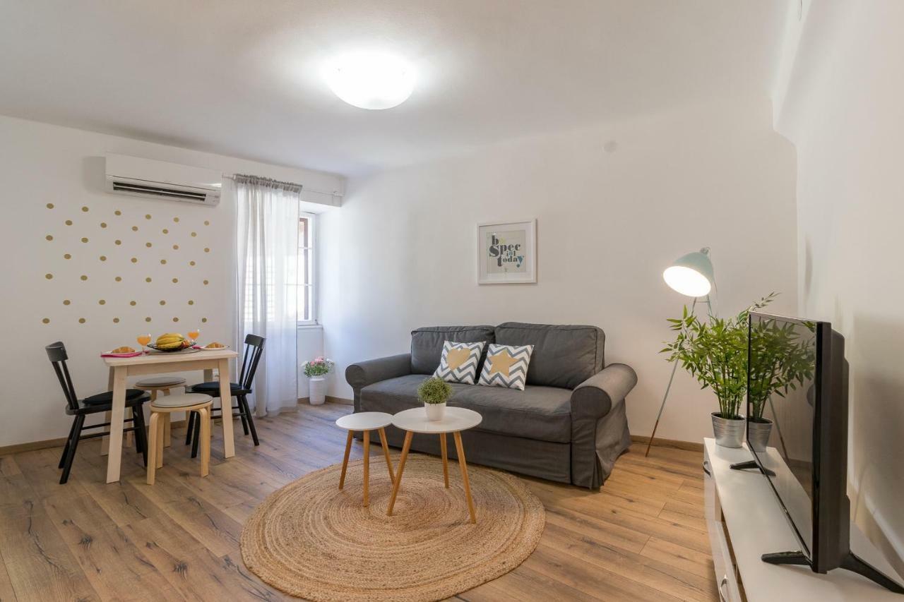 Central New Apartment Nonna Mara Rovinj Kültér fotó
